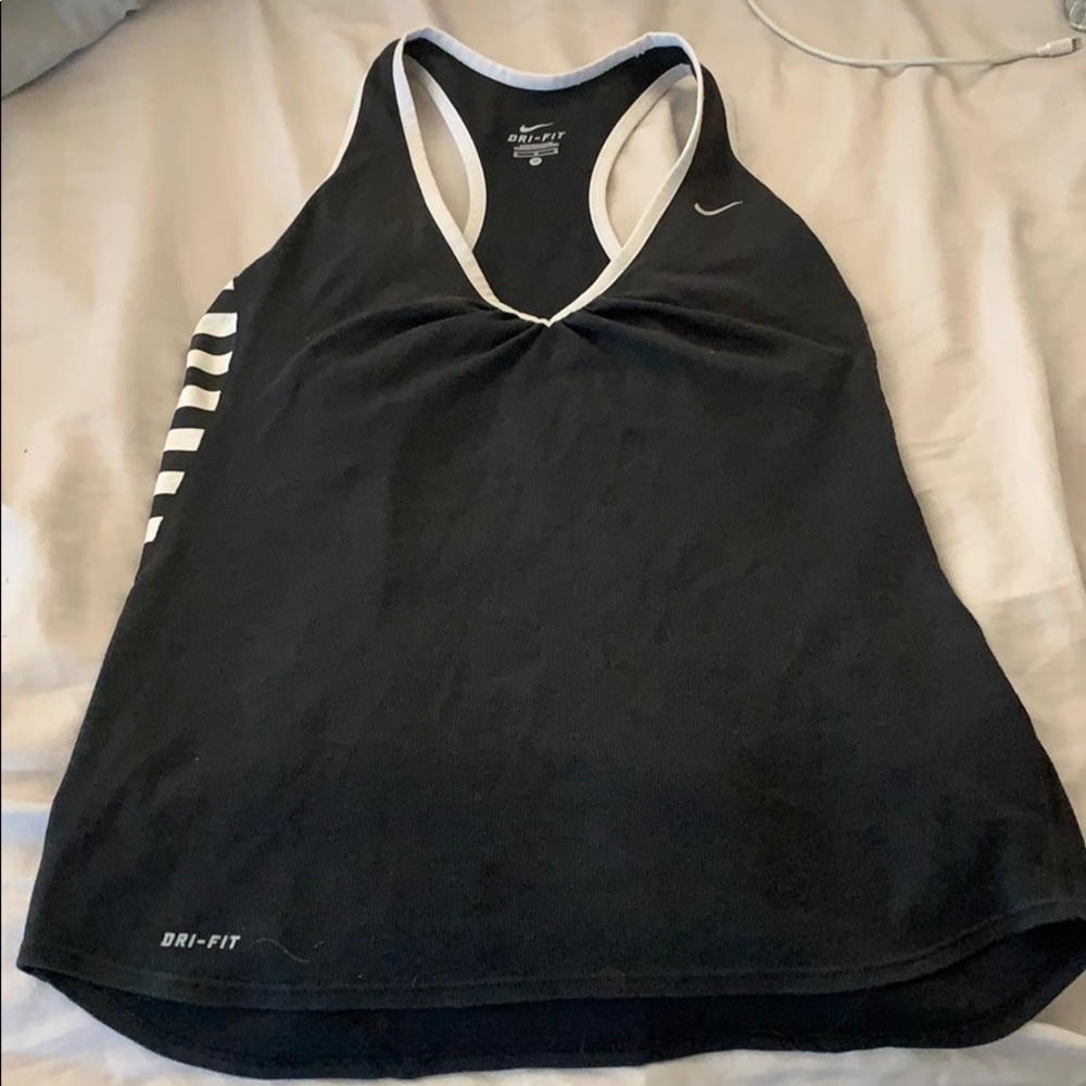 black dri fit tank top size medium
